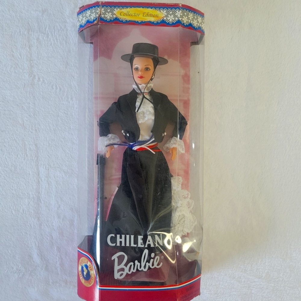 1997 Chilean Barbie - Dolls of the World Series